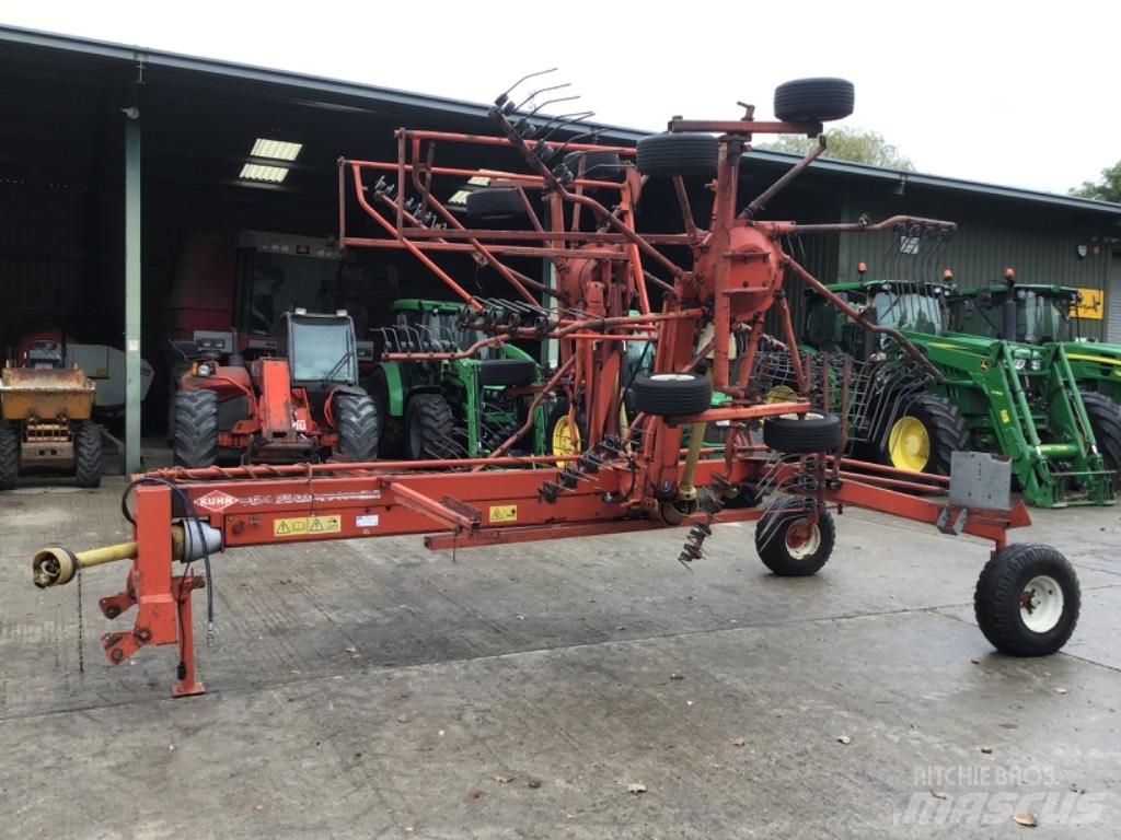 Kuhn GA 7301 Vändare och luftare