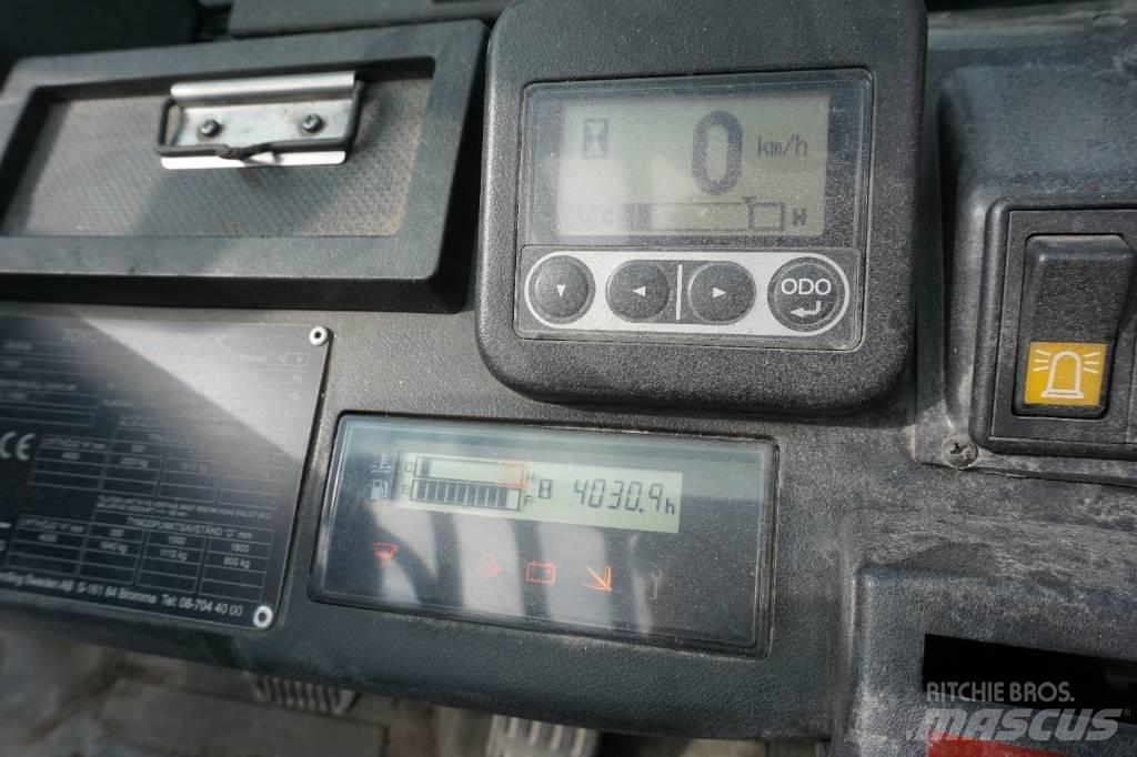 Toyota 02-8FDF30 Dieselmotviktstruckar