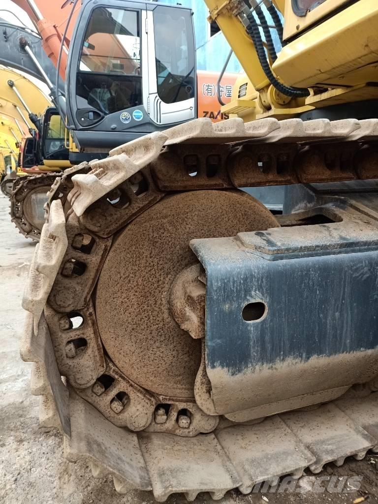 Komatsu PC400-7 Bandgrävare