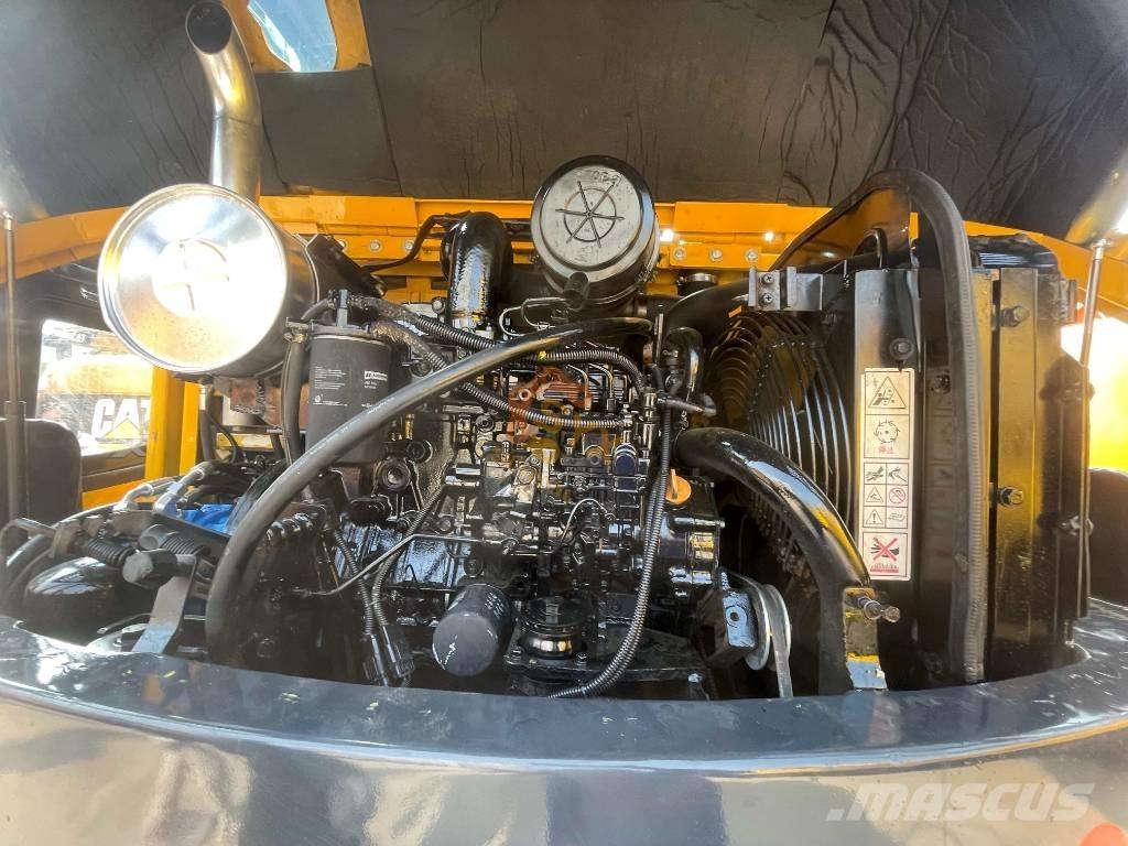 Hyundai 60w Hjulgrävare