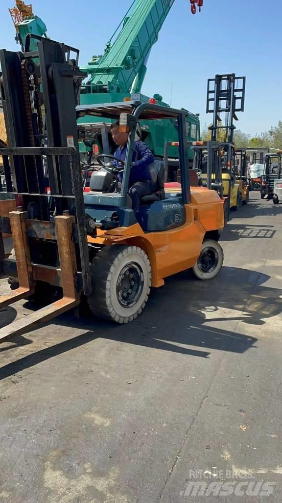 Toyota 5 ton Dieselmotviktstruckar