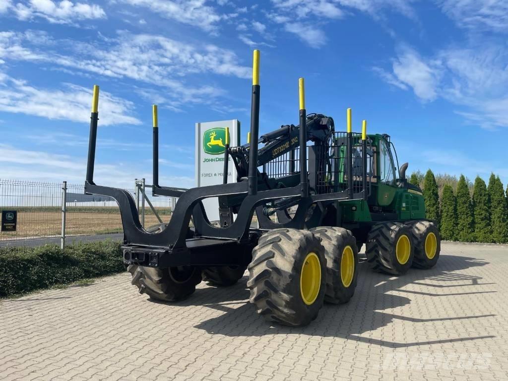 John Deere 1210 E Skotare