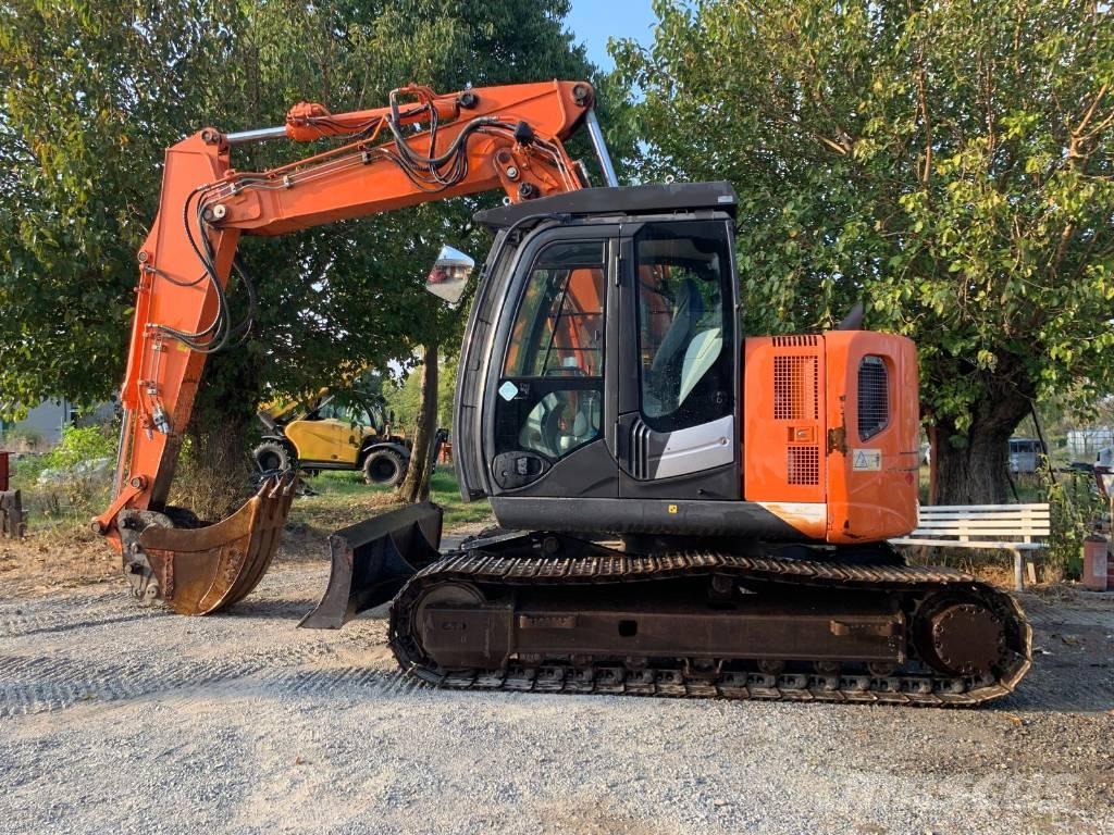 Hitachi ZX 135 US-5B Bandgrävare