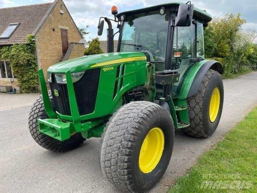 John Deere 5100 M Traktorer