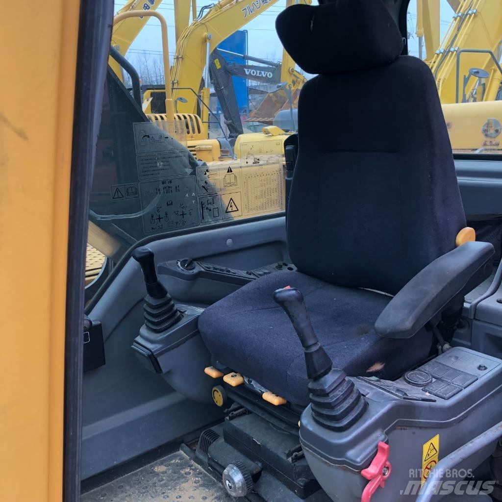Volvo EC210B Bandgrävare