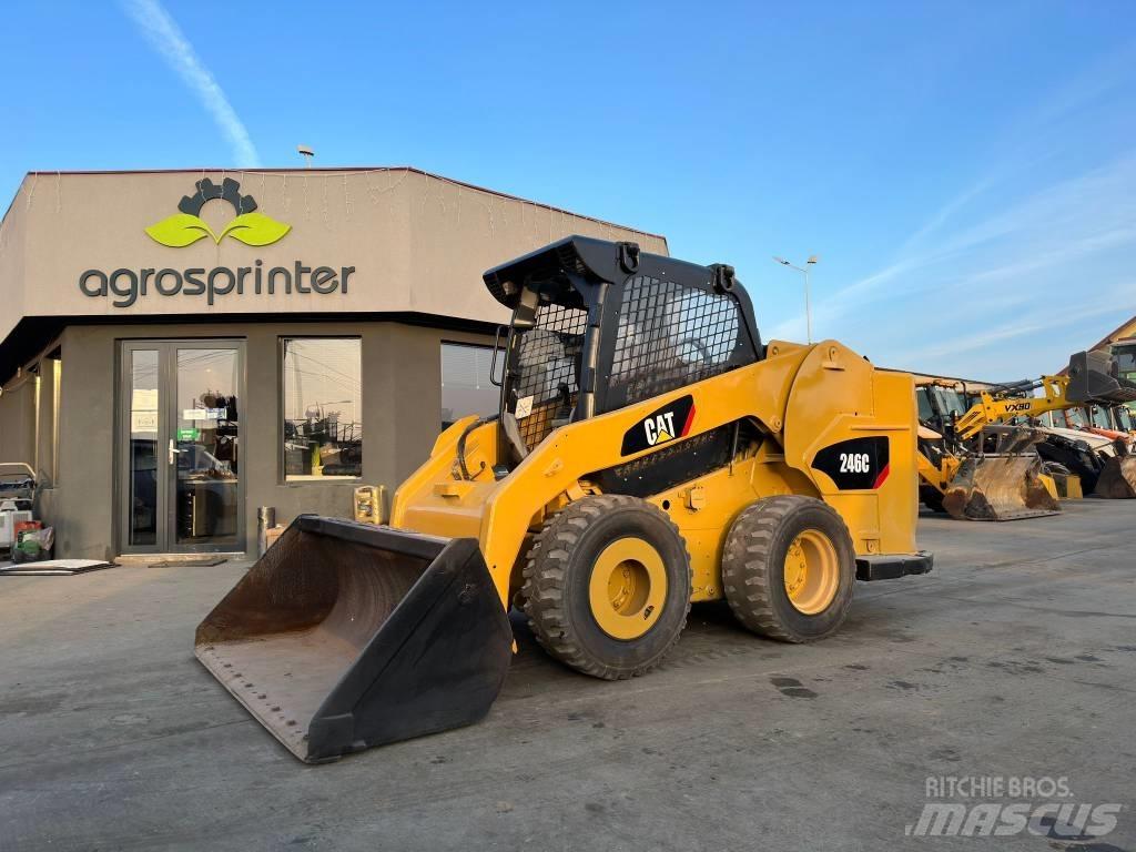 CAT 246 C Kompaktlastare