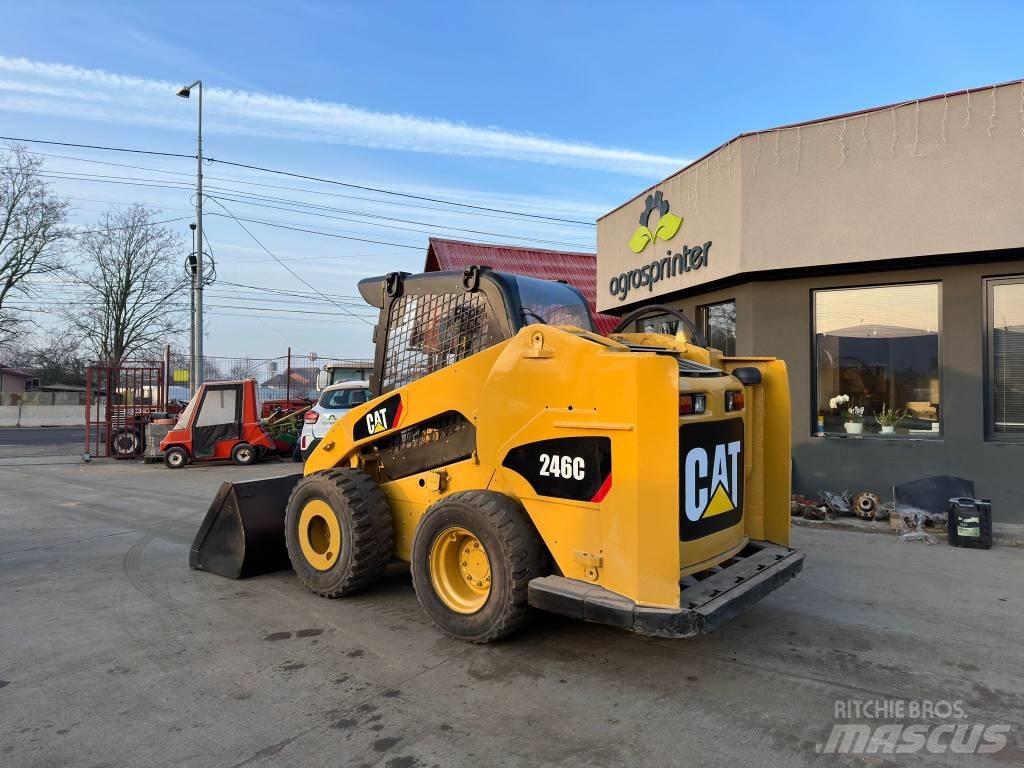 CAT 246 C Kompaktlastare