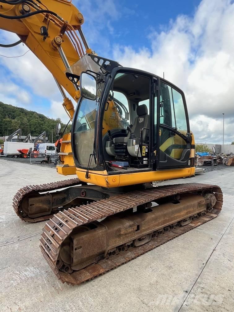 JCB JZ 235 LC Bandgrävare