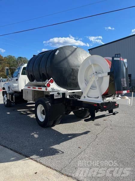 Sterling L9500 Slamsugningsbil