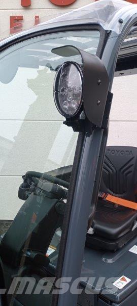 Toyota 8FBM18T Elmotviktstruckar