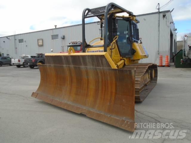 Komatsu D61PX-24 Bandschaktare