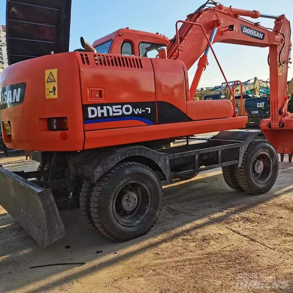 Doosan 150 W-7 Hjulgrävare