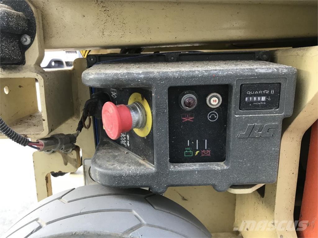 JLG 1930ES (1886) Saxliftar