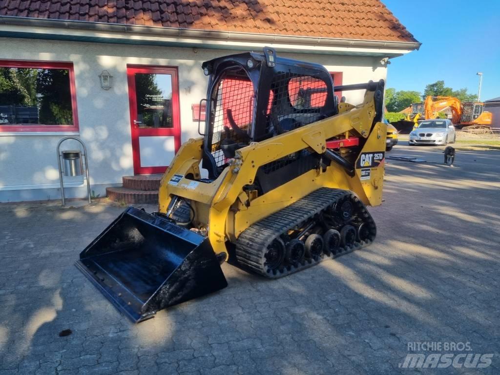 CAT 257 D Kompaktlastare