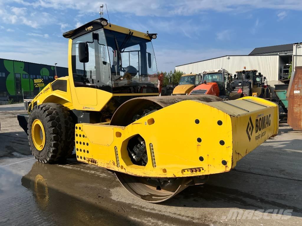Bomag BW 226 BVC-5 Envalsvältar