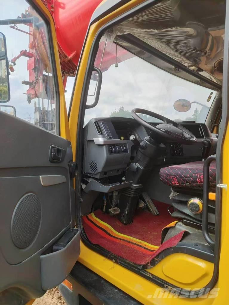 Sany STC1300C8 Allterrängkranar