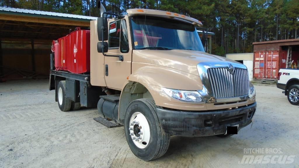 International 8500 Tankbilar