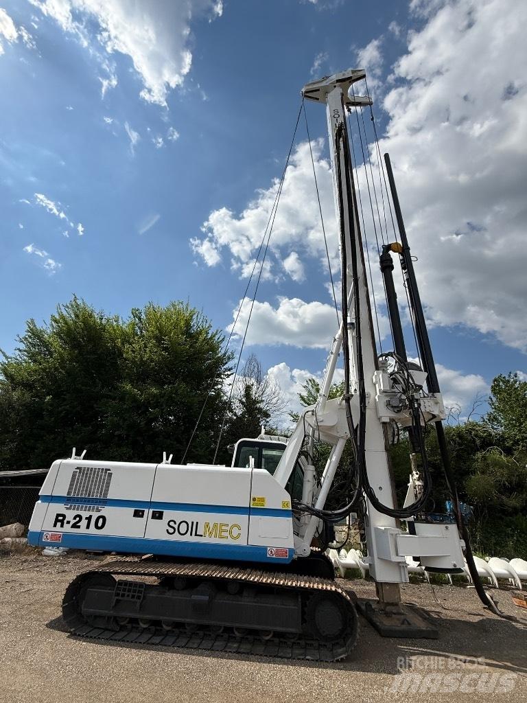 Soilmec R 210 Pålningsriggar