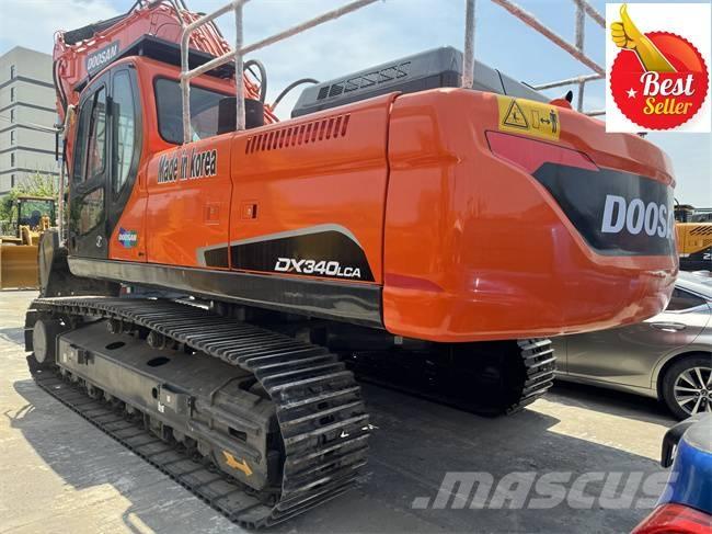 Doosan DX 340 LCA Bandgrävare
