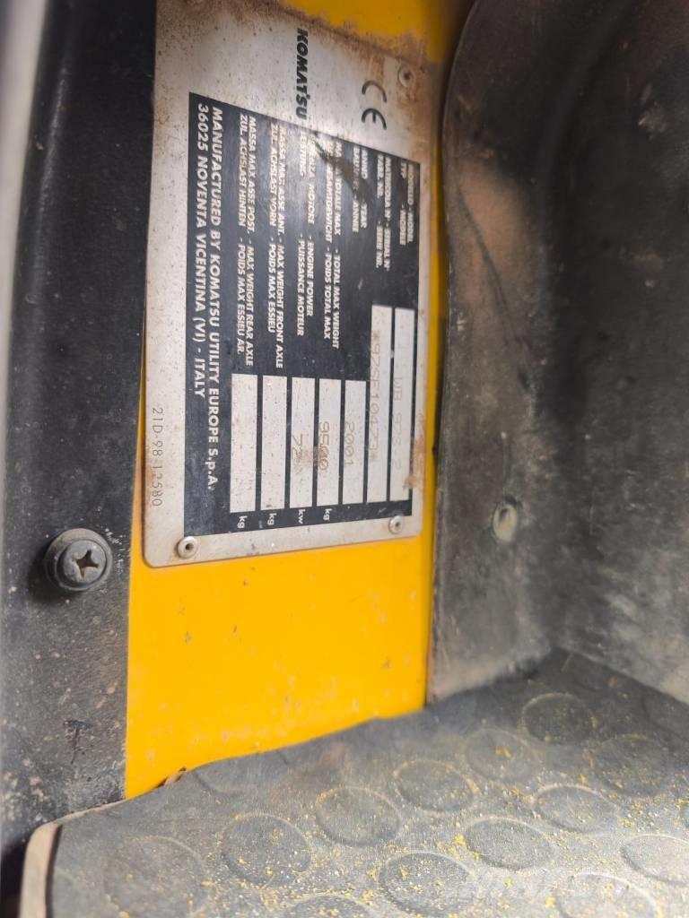 Komatsu WB 97 S-2 Grävlastare