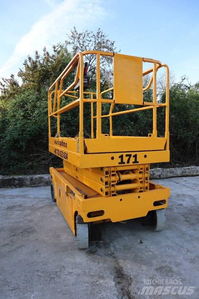 Haulotte Compact 10 Saxliftar