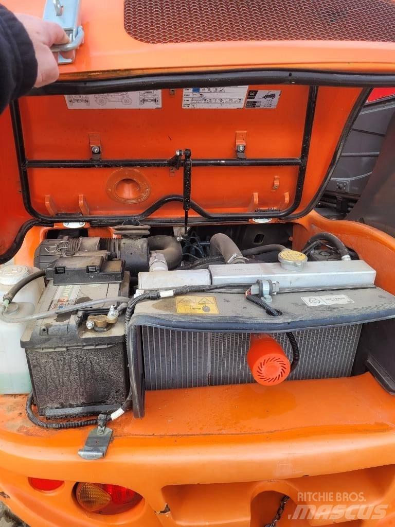 Ausa T 144 H Teleskoplastare