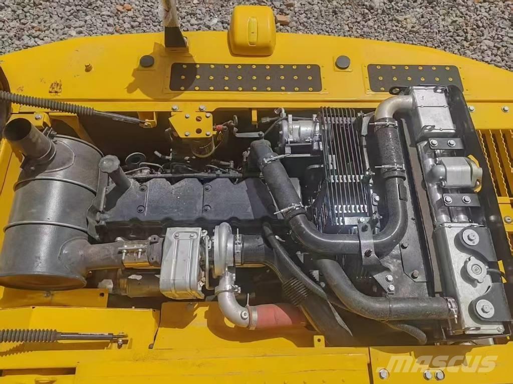 Komatsu 200-8 Bandgrävare