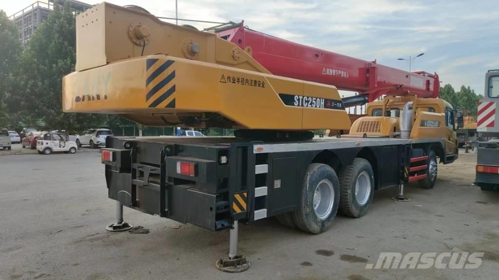 Sany STC250S Lyftblock, vinschar och materialhissar