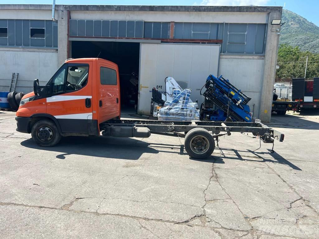 Iveco Daily 35-140 Skåpbilar