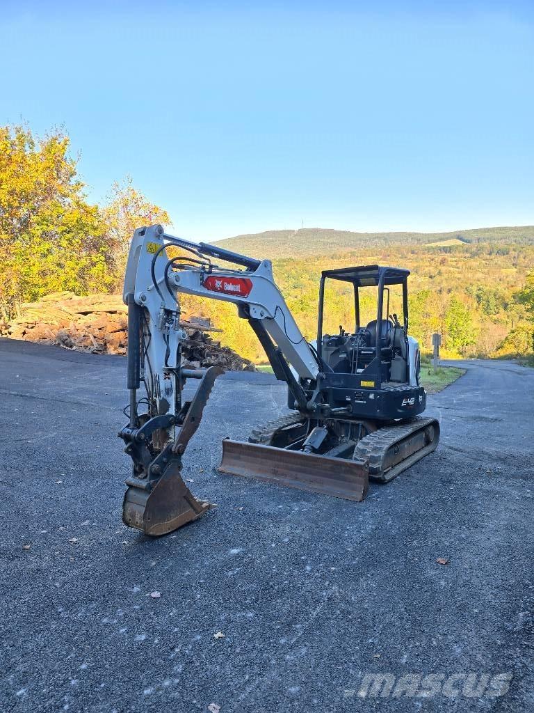 Bobcat E42 Minigrävare < 7t