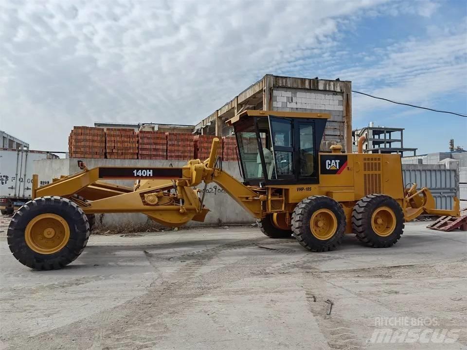 CAT 140H Väghyvlar