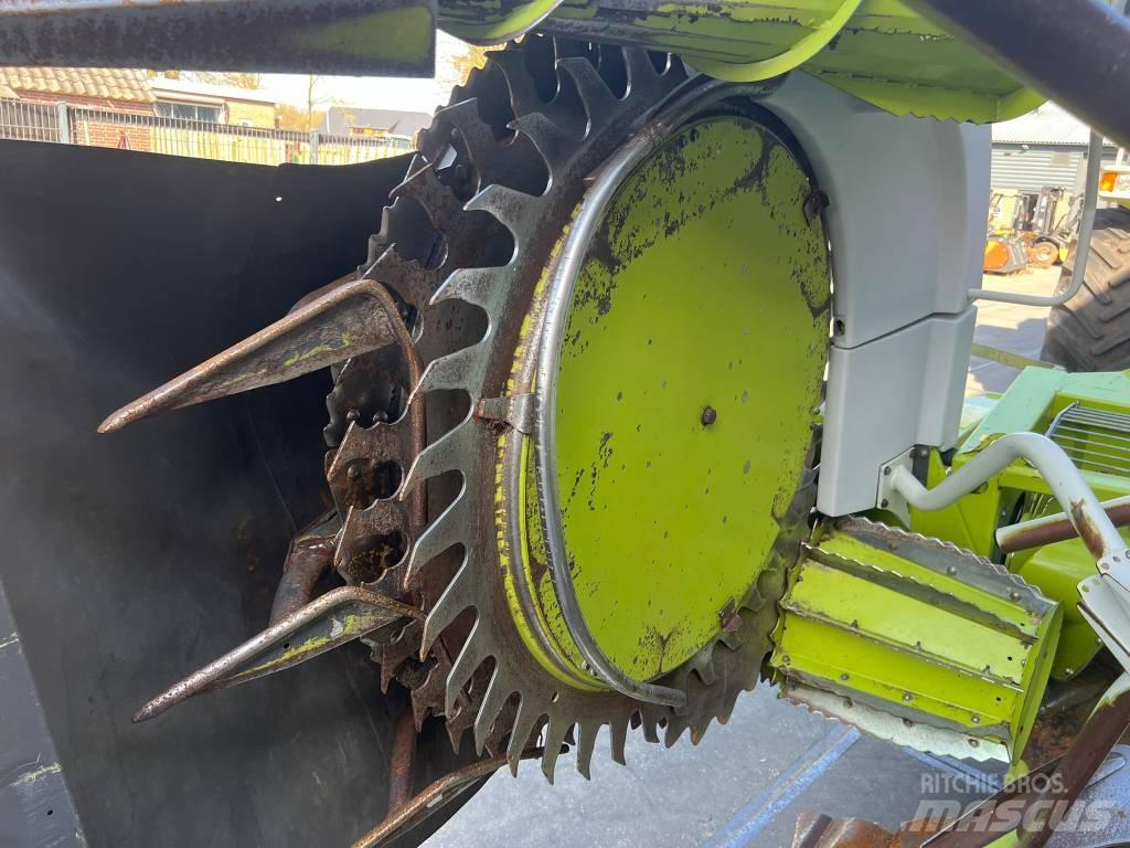 CLAAS RU 450 Xtra Självgående fälthackar