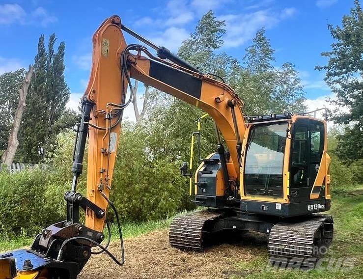 Hyundai HX 130 LCR Bandgrävare