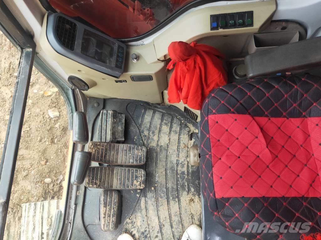 Doosan DH220LC-7 Bandgrävare