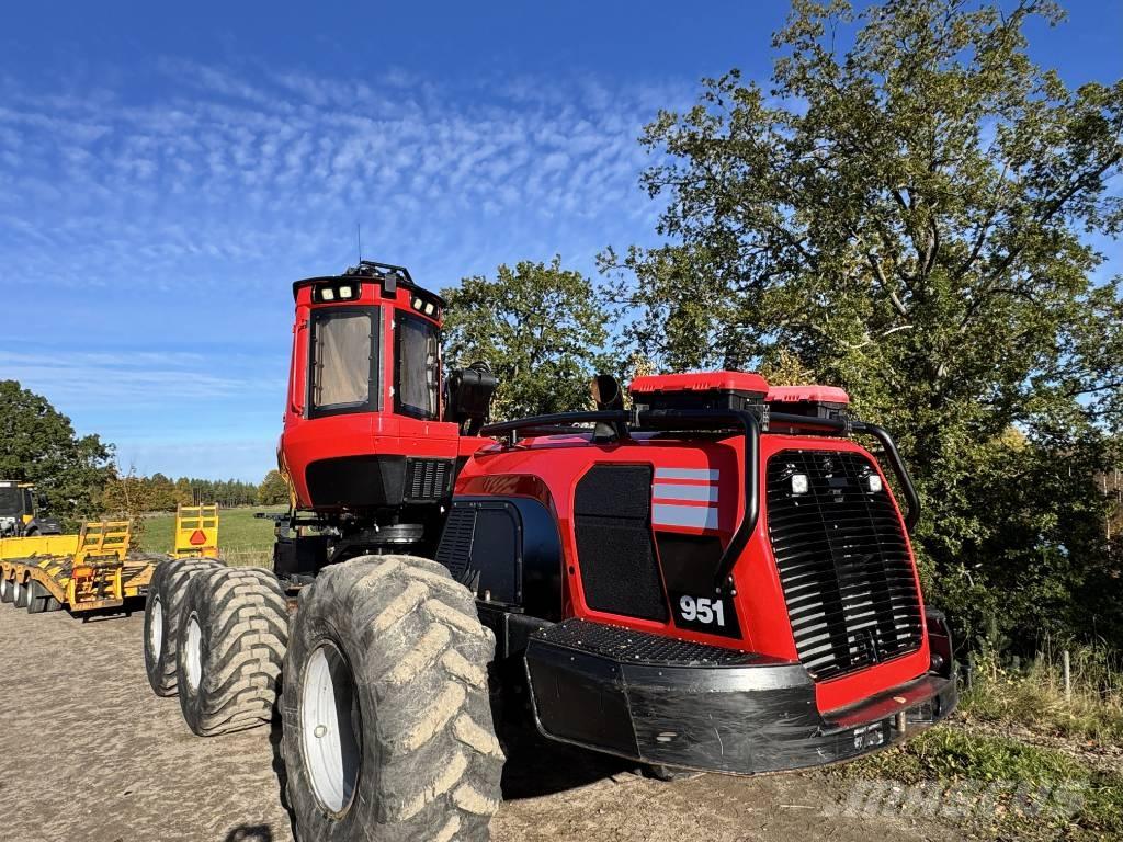 Komatsu 951 Skördare