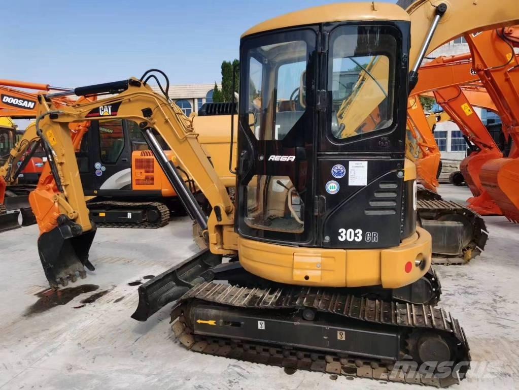 CAT 303 CR Minigrävare < 7t