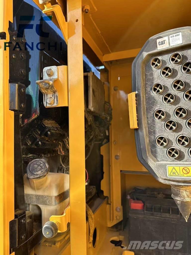 CAT 320 GC Bandgrävare
