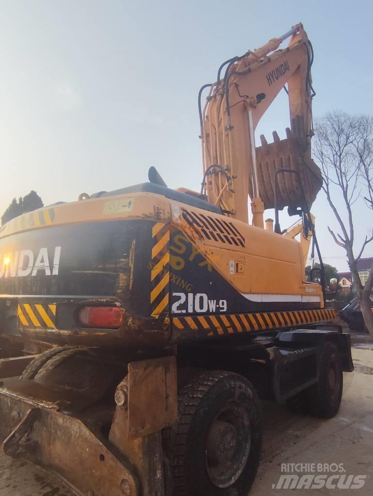 Hyundai 210W-9 Hjulgrävare
