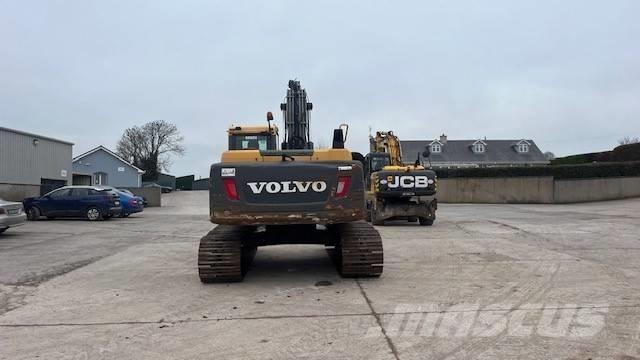 Volvo EC 220 DL Bandgrävare