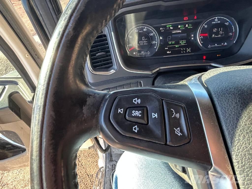 Scania P 500 XT 8x4 Cementbil