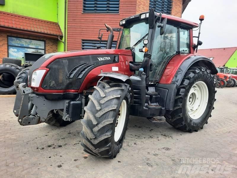 Valtra 163 Versu Traktorer