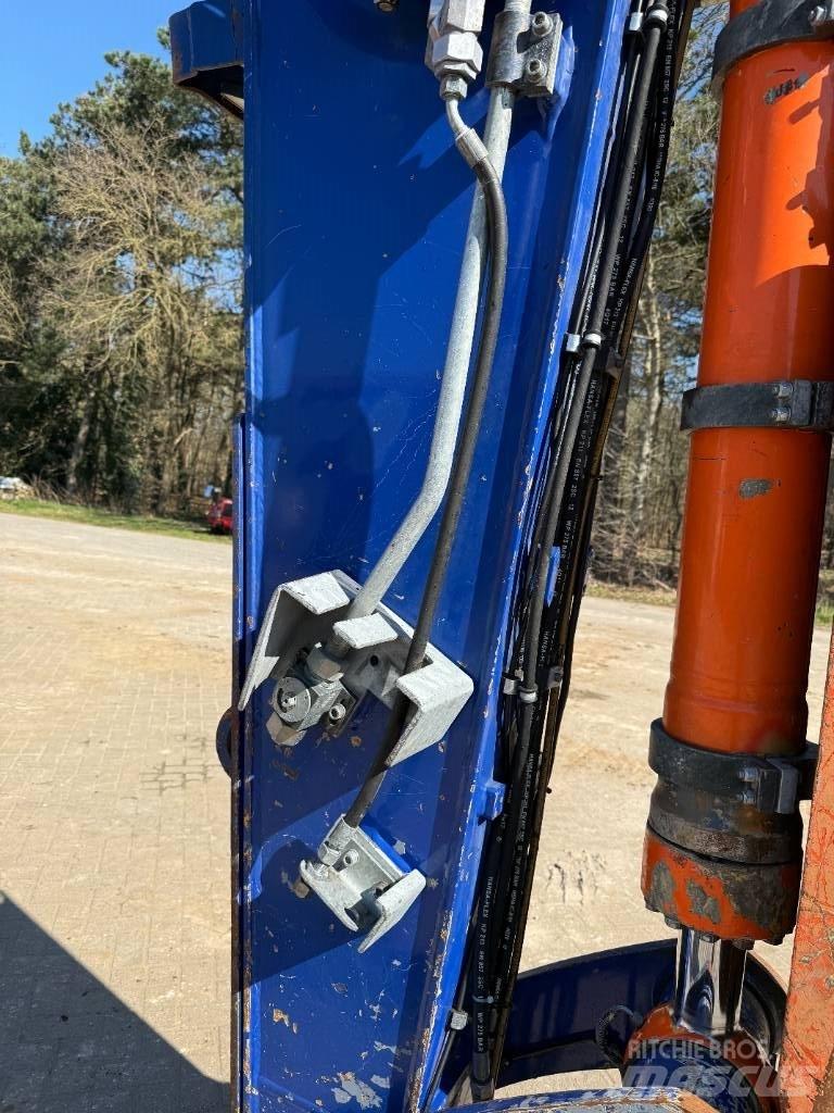 Liebherr R 926 Bandgrävare