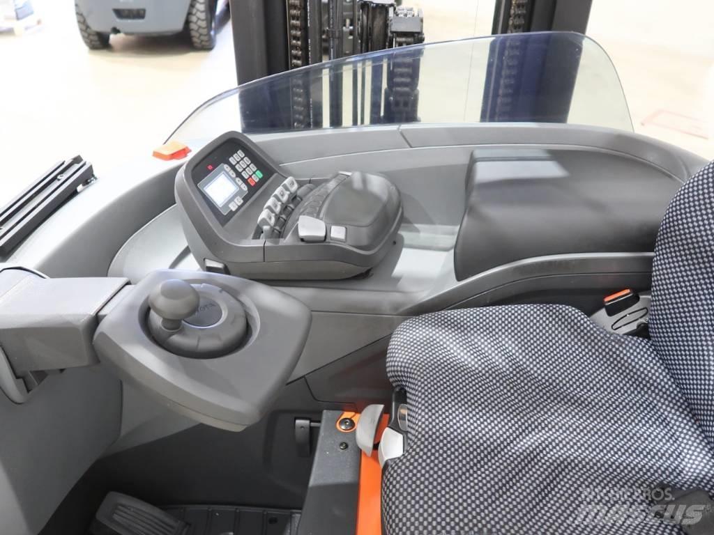 BT RRE160H Skjutstativtruck