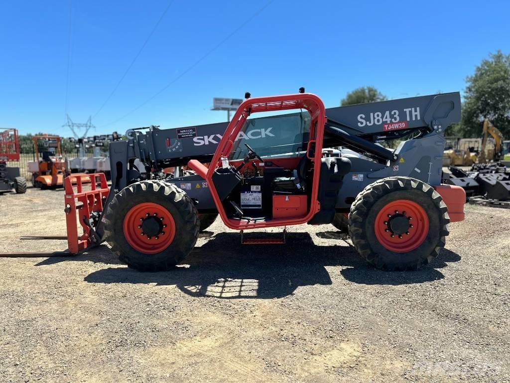 SkyJack SJ 843 Teleskoplastare
