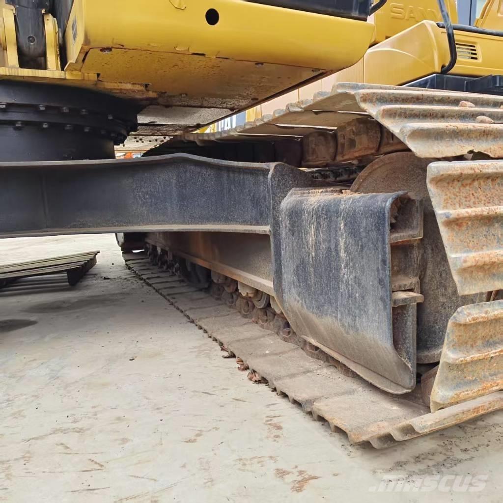 CAT 315D2 Midigrävmaskiner 7t - 12t