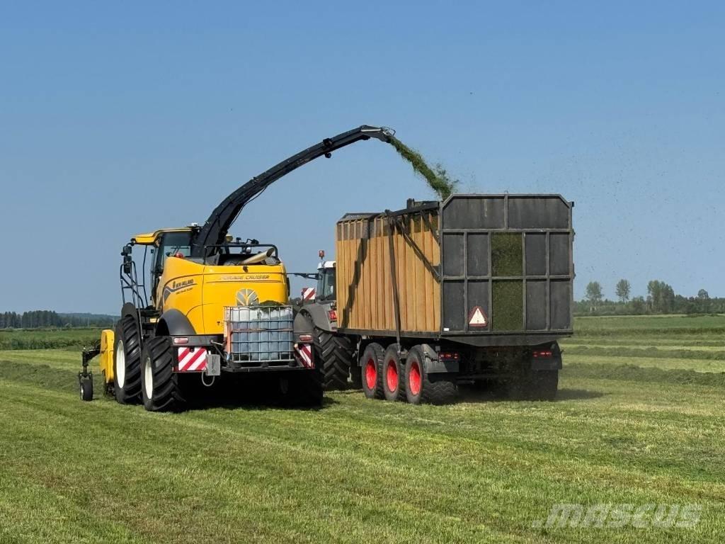 New Holland FR 550 Självgående fälthackar