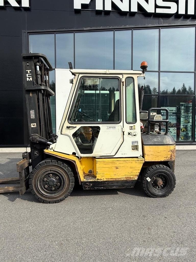 TCM FD40Z7 Dieselmotviktstruckar