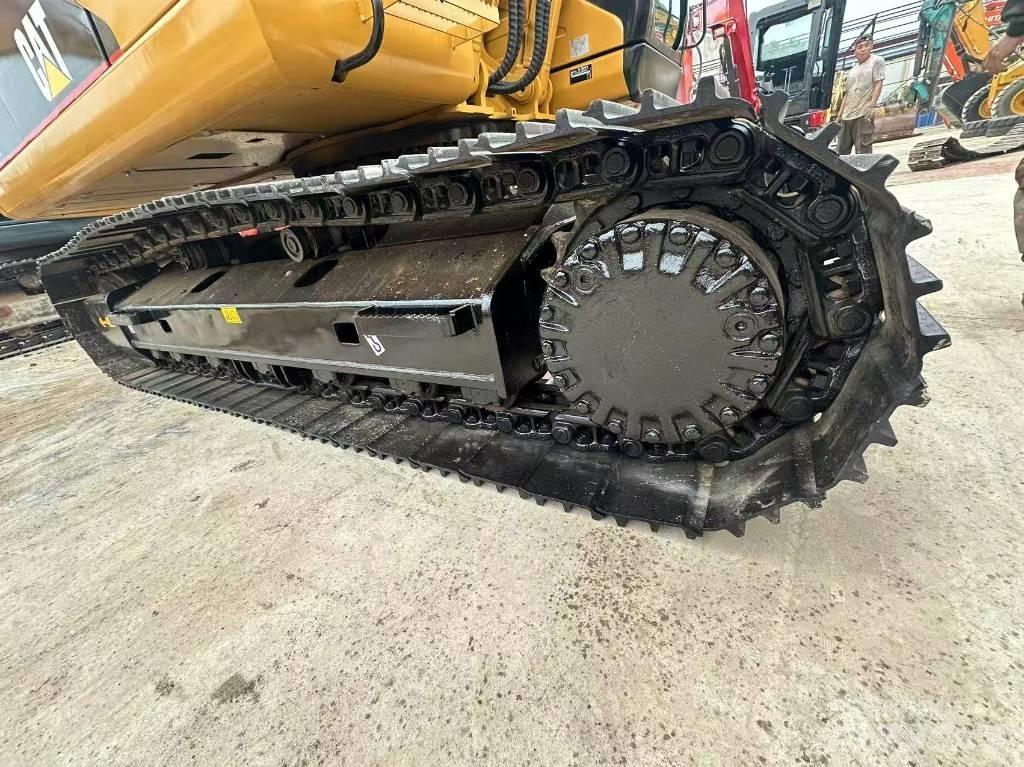 CAT 320 C L Bandgrävare