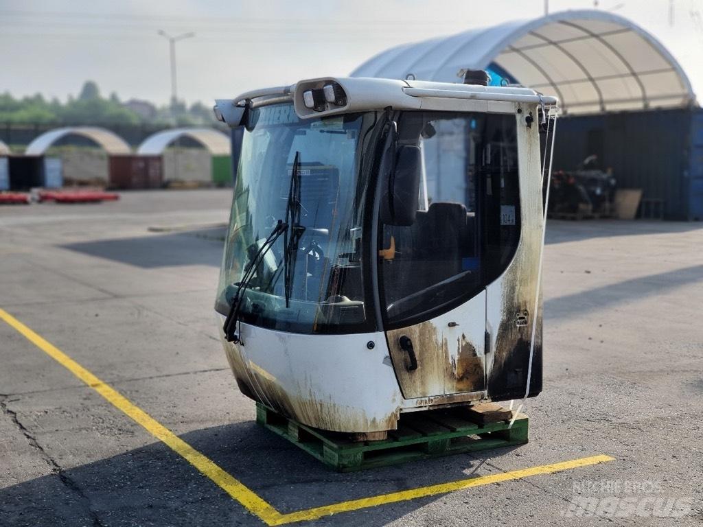 Liebherr L 550 CAB Hytter och interiör