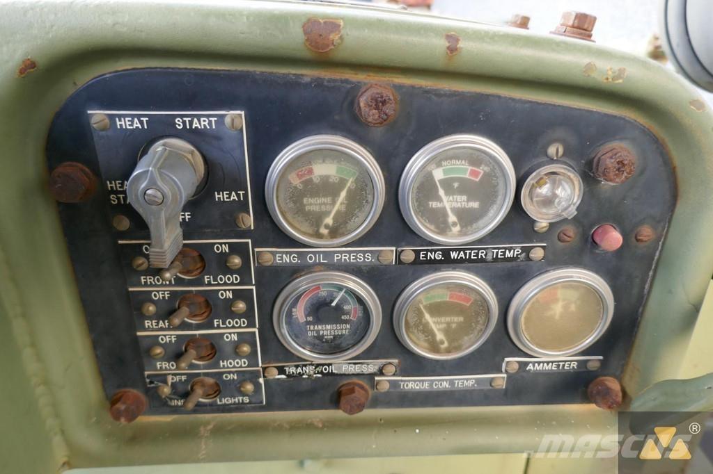 CAT D7F Ex-army Bandschaktare